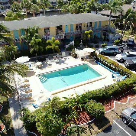 Hideaway Waterfront Resort Cape Coral Buitenkant foto